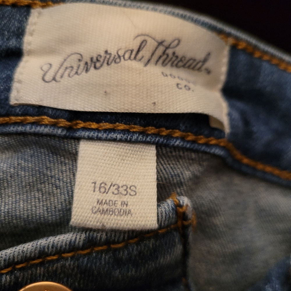Universal Thread Skinny Jeans - Picture 2 of 6